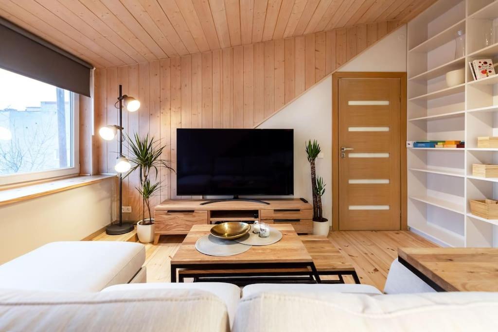 Luxury Apartment In Gedimino Av. Wilno Zewnętrze zdjęcie